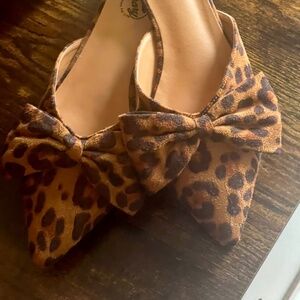 LEOPARD PRINT MULES